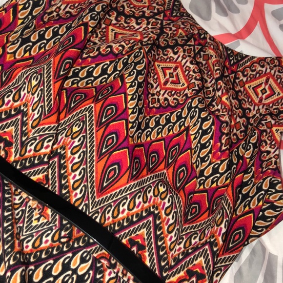 Patterned Dress - Picture 3 of 5